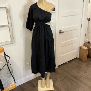 NWT Women’s One-Shoulder Black Cutout Tiered Maxi Dress